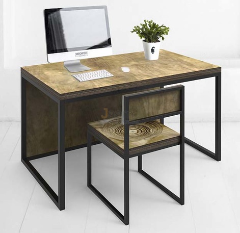 Мебель для персонала Стол рабочий с панелью METALFRAME