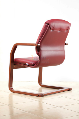 Кресло Мара/В Кожа стандартная/база дерево